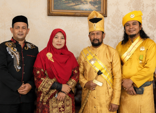 Sinergi Keagungan Adat dan Pendidikan: Kunjungan Rombongan Radja Negeri Daya Tandai Pengukuhan Inovasi KALAM PRABU dan Situs Cagar Budaya